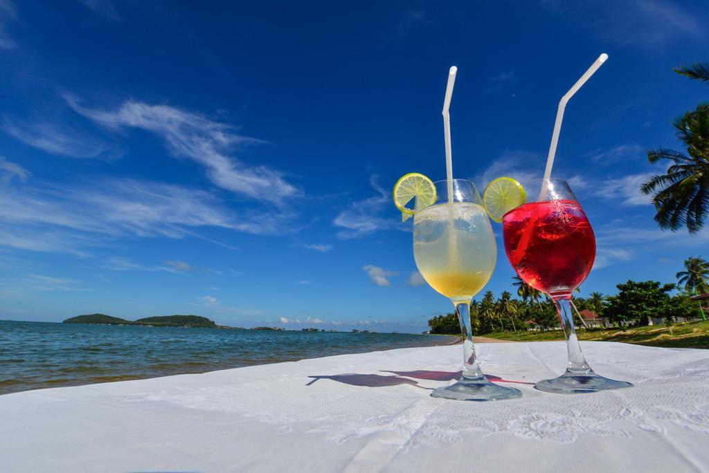 Star Light Beach Resort And Restaurant Chumphon Exterior foto